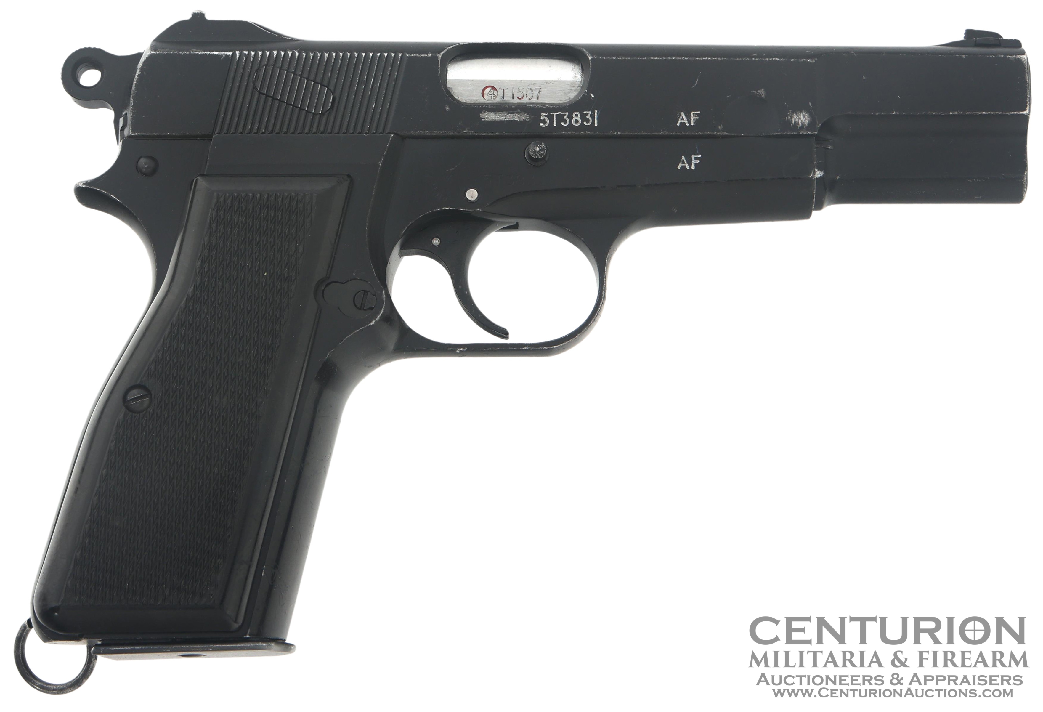 Canadian Inglis Model No 2 Mk I* 9x19mm caliber pistol - 146004