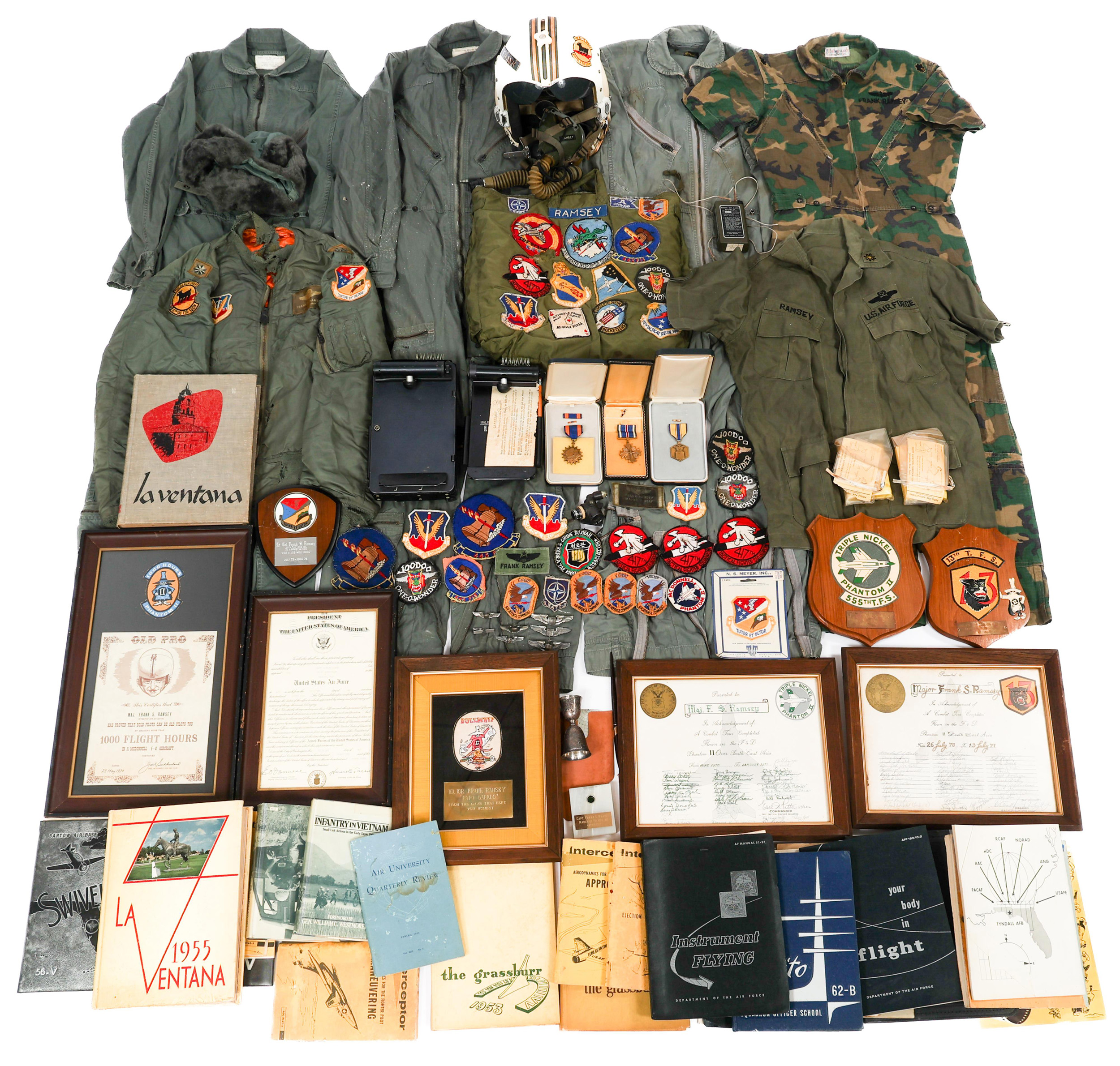 VIETNAM USAF NAMED 8th FIGHTER SQ HELMET GROUP - 123348